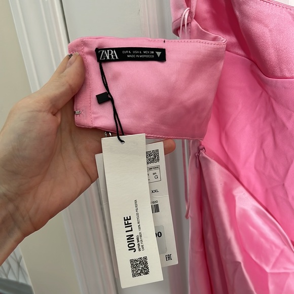 ZARA Satin Effect Cut Out Pink Slip Dress viral - Picture 6 of 14